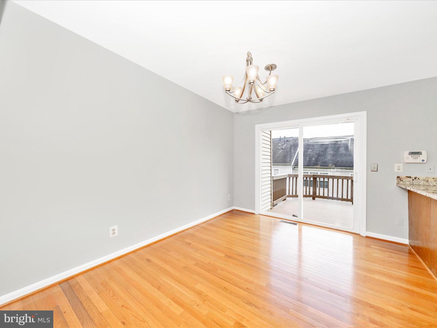 2661 MCGUFFEYS CT, WOODBRIDGE, Virginia 22191, 3 Bedrooms Bedrooms, ,2 BathroomsBathrooms,Residential,For sale,2661 MCGUFFEYS CT,VAPW2101654 MLS # VAPW2101654