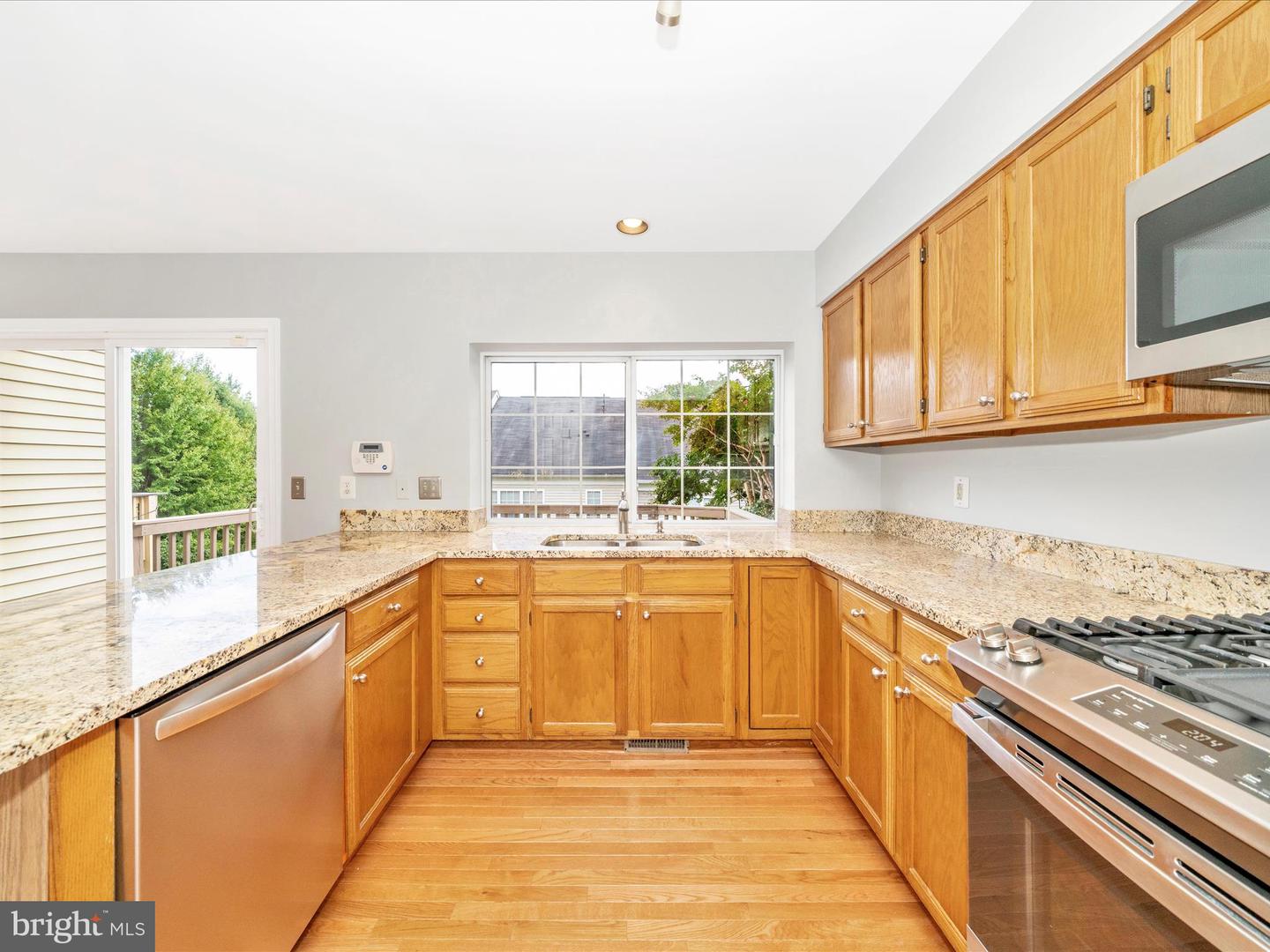 2661 MCGUFFEYS CT, WOODBRIDGE, Virginia 22191, 3 Bedrooms Bedrooms, ,2 BathroomsBathrooms,Residential,For sale,2661 MCGUFFEYS CT,VAPW2101654 MLS # VAPW2101654