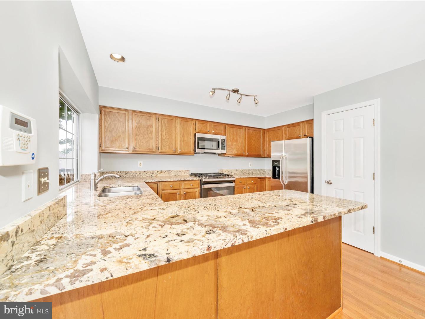2661 MCGUFFEYS CT, WOODBRIDGE, Virginia 22191, 3 Bedrooms Bedrooms, ,2 BathroomsBathrooms,Residential,For sale,2661 MCGUFFEYS CT,VAPW2101654 MLS # VAPW2101654