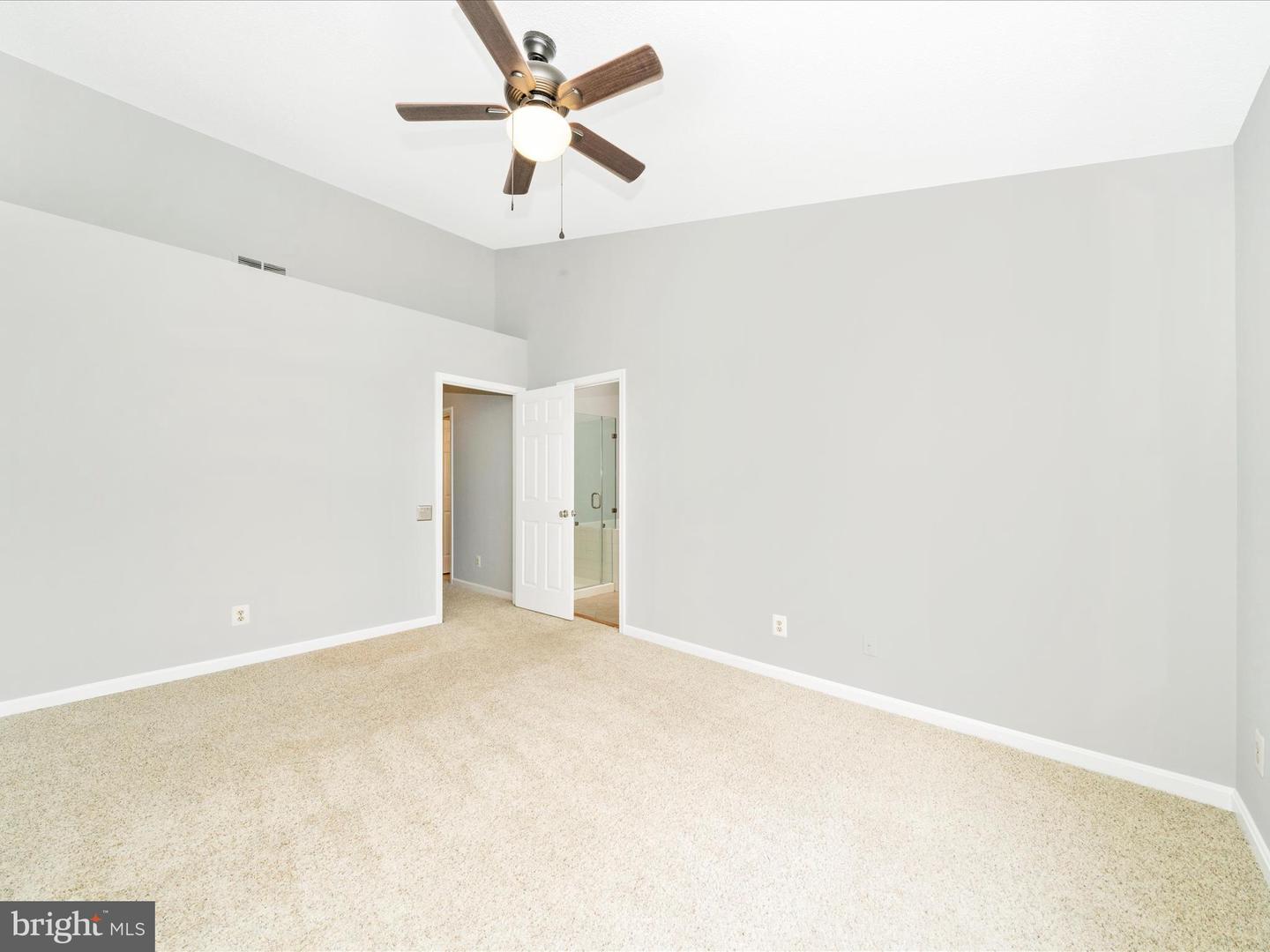 2661 MCGUFFEYS CT, WOODBRIDGE, Virginia 22191, 3 Bedrooms Bedrooms, ,2 BathroomsBathrooms,Residential,For sale,2661 MCGUFFEYS CT,VAPW2101654 MLS # VAPW2101654