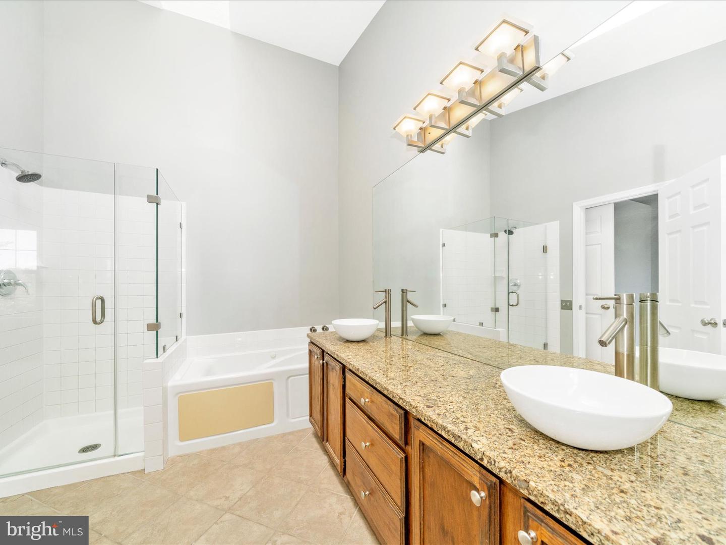 2661 MCGUFFEYS CT, WOODBRIDGE, Virginia 22191, 3 Bedrooms Bedrooms, ,2 BathroomsBathrooms,Residential,For sale,2661 MCGUFFEYS CT,VAPW2101654 MLS # VAPW2101654