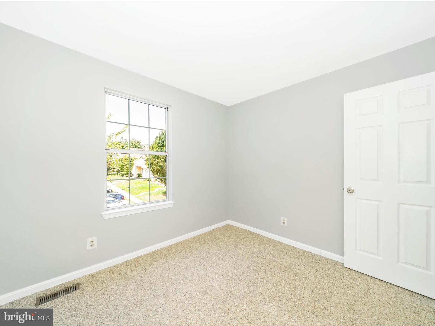 2661 MCGUFFEYS CT, WOODBRIDGE, Virginia 22191, 3 Bedrooms Bedrooms, ,2 BathroomsBathrooms,Residential,For sale,2661 MCGUFFEYS CT,VAPW2101654 MLS # VAPW2101654