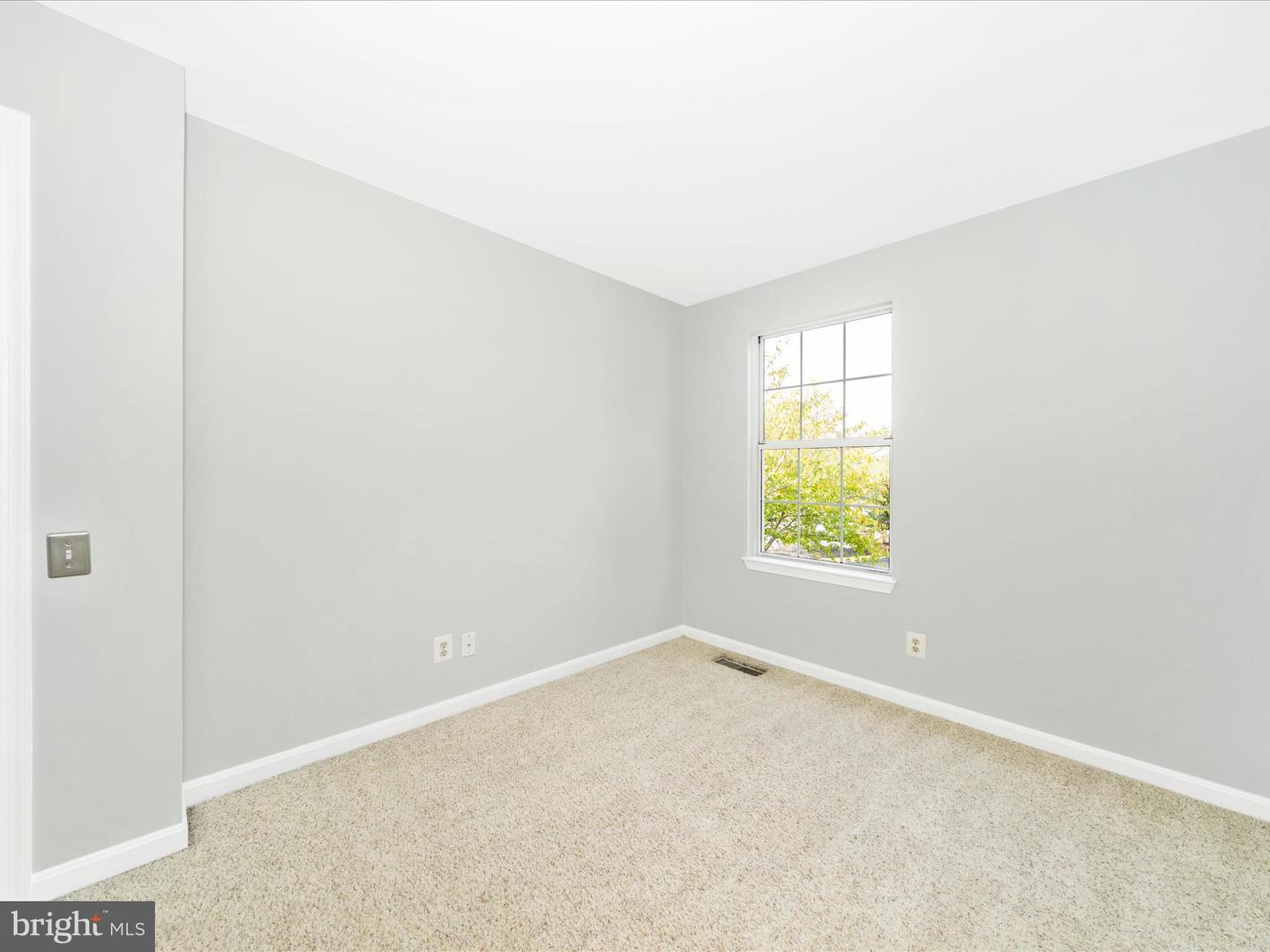 2661 MCGUFFEYS CT, WOODBRIDGE, Virginia 22191, 3 Bedrooms Bedrooms, ,2 BathroomsBathrooms,Residential,For sale,2661 MCGUFFEYS CT,VAPW2101654 MLS # VAPW2101654