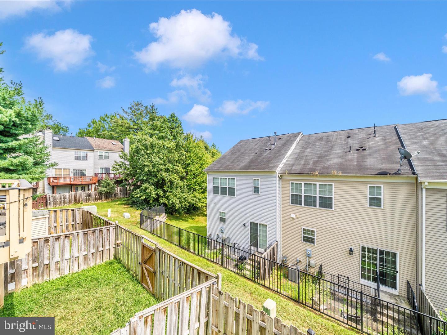 2661 MCGUFFEYS CT, WOODBRIDGE, Virginia 22191, 3 Bedrooms Bedrooms, ,2 BathroomsBathrooms,Residential,For sale,2661 MCGUFFEYS CT,VAPW2101654 MLS # VAPW2101654