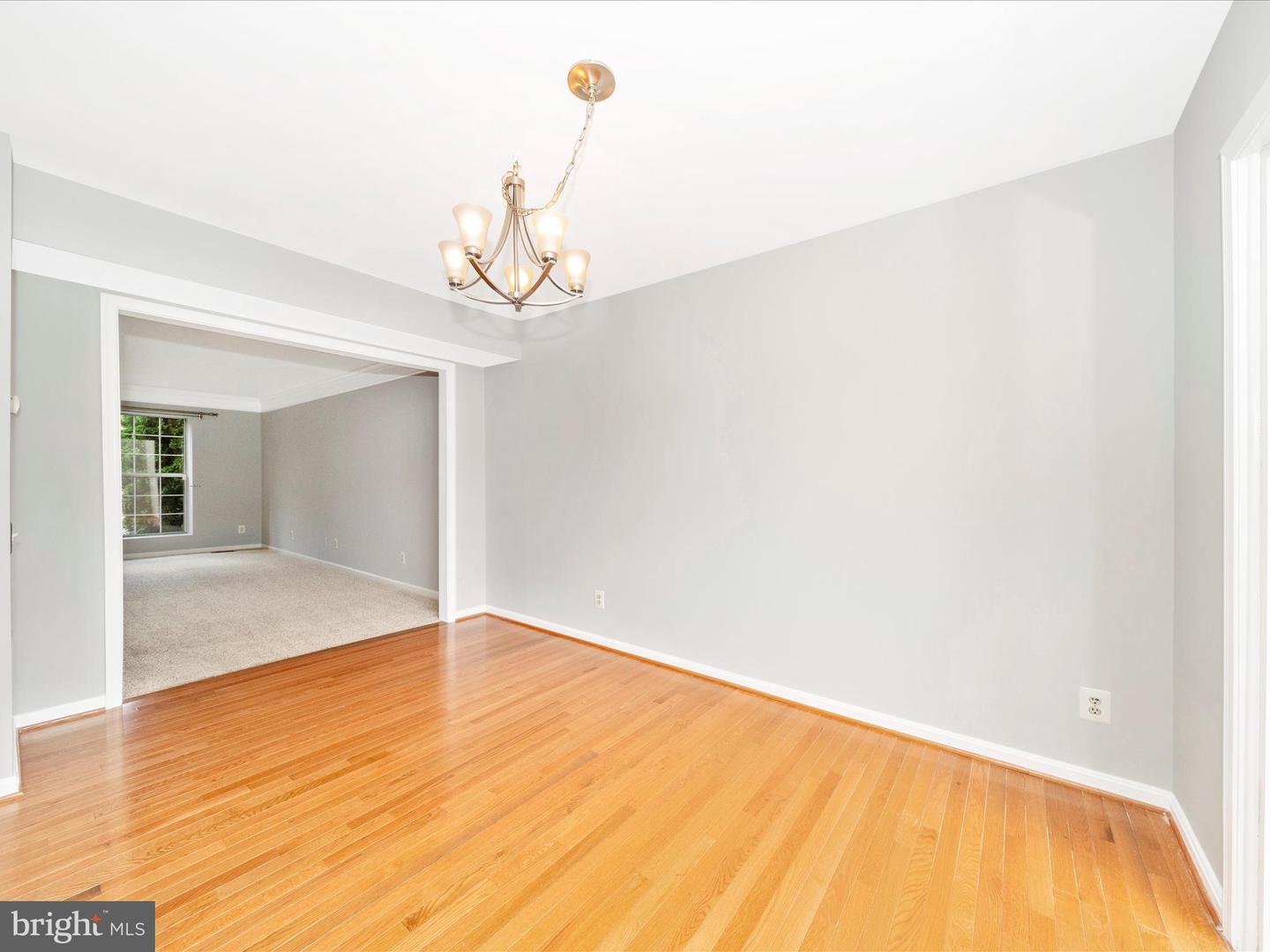 2661 MCGUFFEYS CT, WOODBRIDGE, Virginia 22191, 3 Bedrooms Bedrooms, ,2 BathroomsBathrooms,Residential,For sale,2661 MCGUFFEYS CT,VAPW2101654 MLS # VAPW2101654