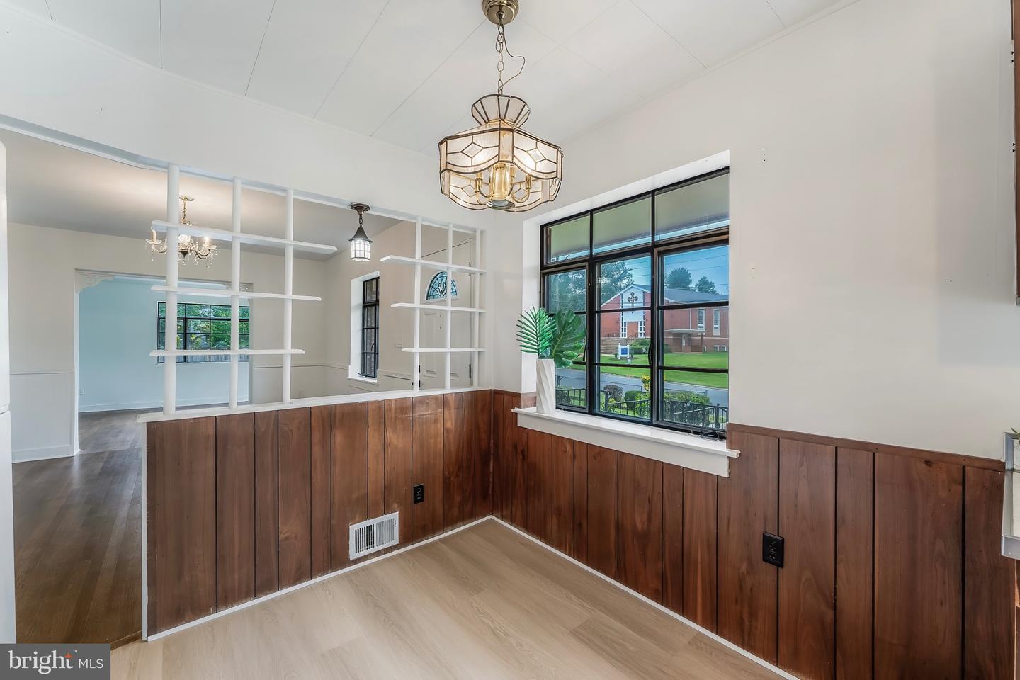 7224 ROOSEVELT AVE, FALLS CHURCH, Virginia 22042, 4 Bedrooms Bedrooms, ,1 BathroomBathrooms,Residential,For sale,7224 ROOSEVELT AVE,VAFX2262020 MLS # VAFX2262020