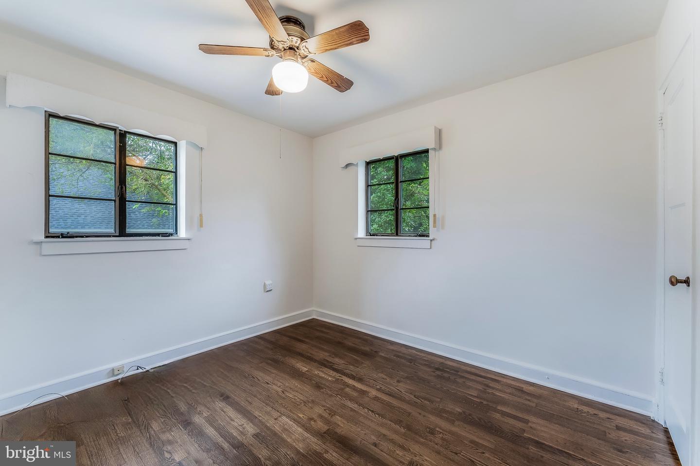 7224 ROOSEVELT AVE, FALLS CHURCH, Virginia 22042, 4 Bedrooms Bedrooms, ,1 BathroomBathrooms,Residential,For sale,7224 ROOSEVELT AVE,VAFX2262020 MLS # VAFX2262020