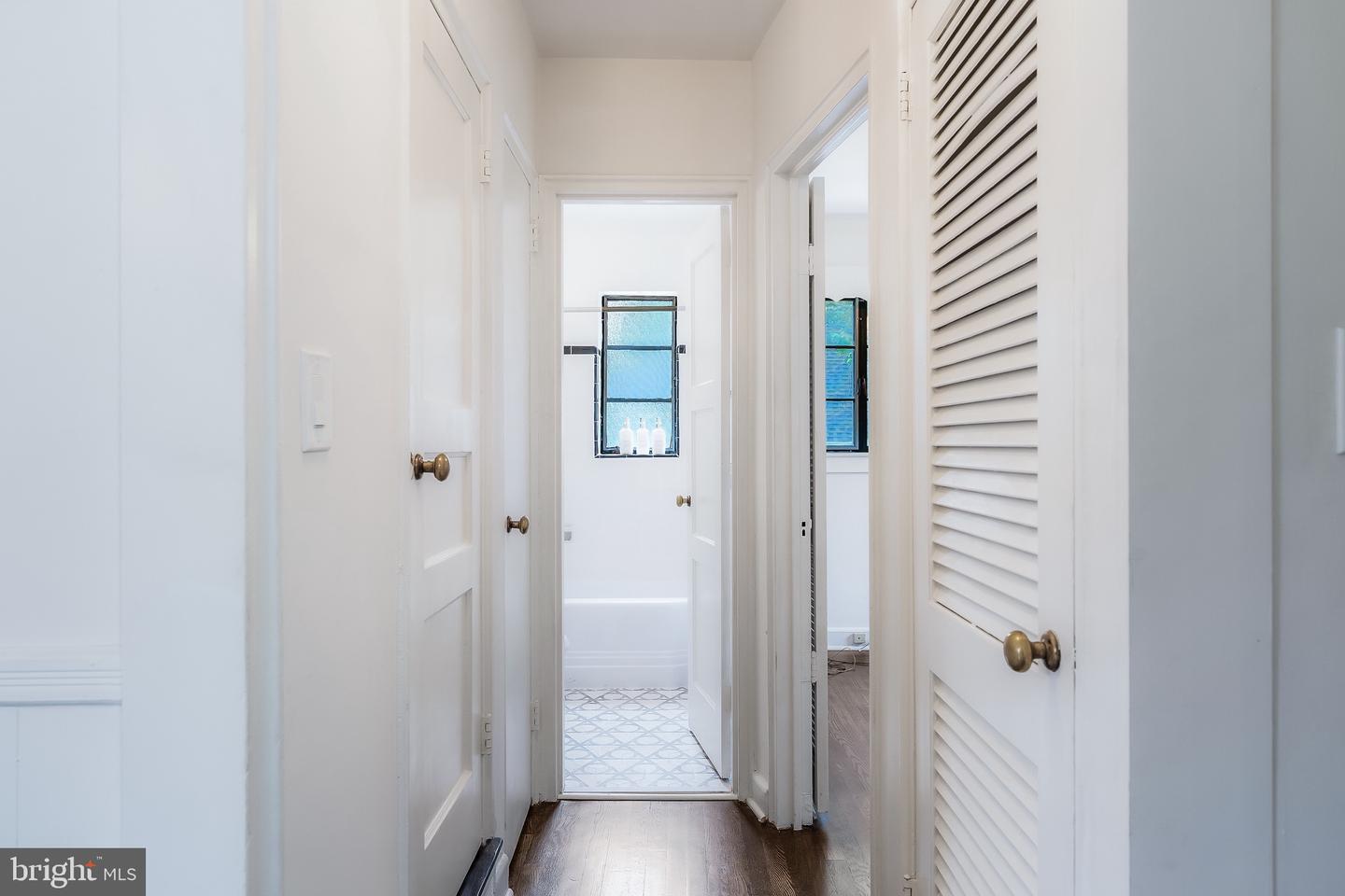 7224 ROOSEVELT AVE, FALLS CHURCH, Virginia 22042, 4 Bedrooms Bedrooms, ,1 BathroomBathrooms,Residential,For sale,7224 ROOSEVELT AVE,VAFX2262020 MLS # VAFX2262020