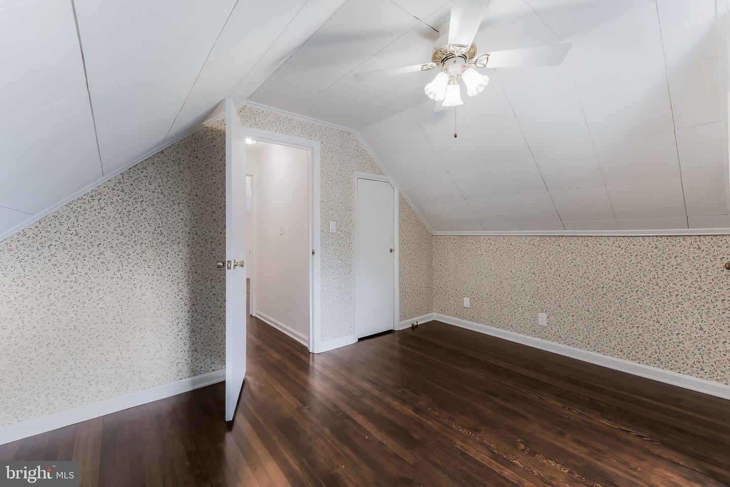 7224 ROOSEVELT AVE, FALLS CHURCH, Virginia 22042, 4 Bedrooms Bedrooms, ,1 BathroomBathrooms,Residential,For sale,7224 ROOSEVELT AVE,VAFX2262020 MLS # VAFX2262020