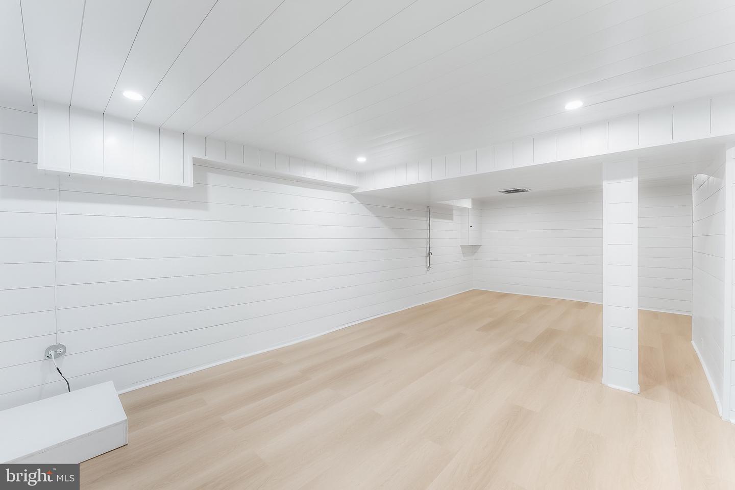 7224 ROOSEVELT AVE, FALLS CHURCH, Virginia 22042, 4 Bedrooms Bedrooms, ,1 BathroomBathrooms,Residential,For sale,7224 ROOSEVELT AVE,VAFX2262020 MLS # VAFX2262020