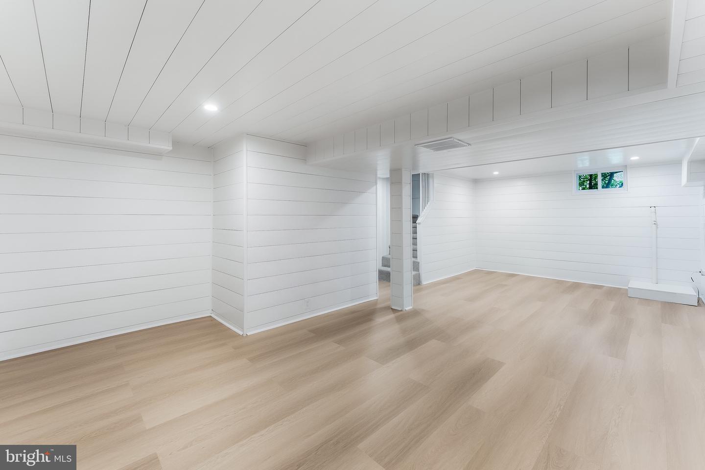 7224 ROOSEVELT AVE, FALLS CHURCH, Virginia 22042, 4 Bedrooms Bedrooms, ,1 BathroomBathrooms,Residential,For sale,7224 ROOSEVELT AVE,VAFX2262020 MLS # VAFX2262020
