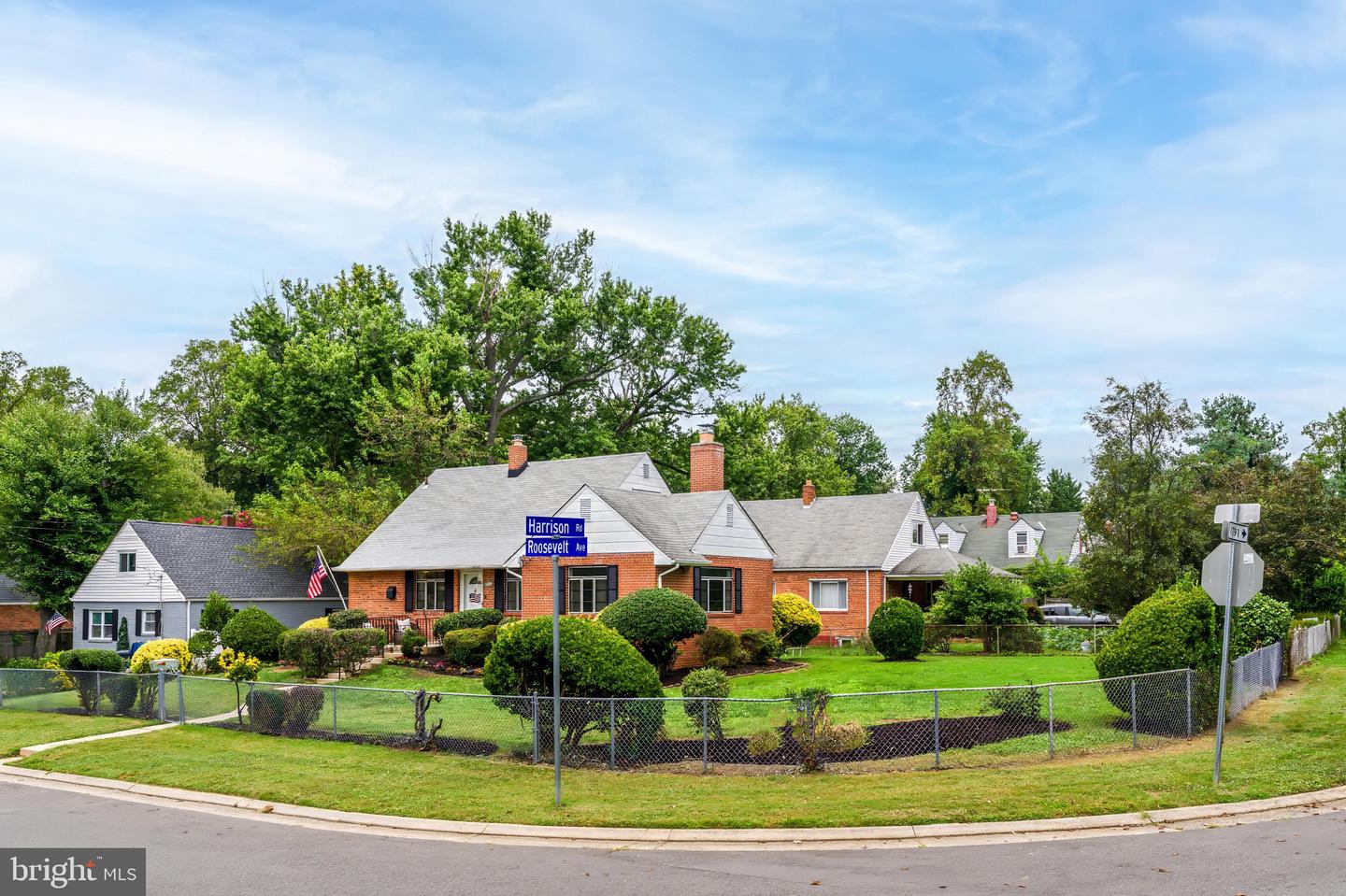 7224 ROOSEVELT AVE, FALLS CHURCH, Virginia 22042, 4 Bedrooms Bedrooms, ,1 BathroomBathrooms,Residential,For sale,7224 ROOSEVELT AVE,VAFX2262020 MLS # VAFX2262020