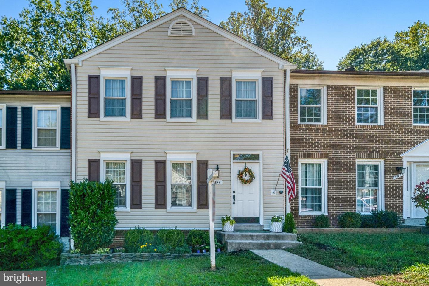 7923 FOREST PATH WAY, SPRINGFIELD, Virginia 22153, 3 Bedrooms Bedrooms, ,2 BathroomsBathrooms,Residential,For sale,7923 FOREST PATH WAY,VAFX2262132 MLS # VAFX2262132