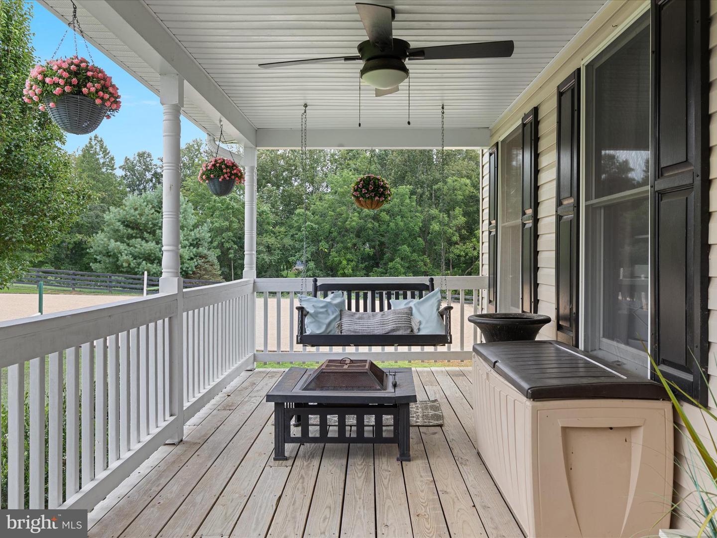 48 MADDOX LN, AMISSVILLE, Virginia 20106, 4 Bedrooms Bedrooms, ,3 BathroomsBathrooms,Residential,For sale,48 MADDOX LN,VARP2002232 MLS # VARP2002232