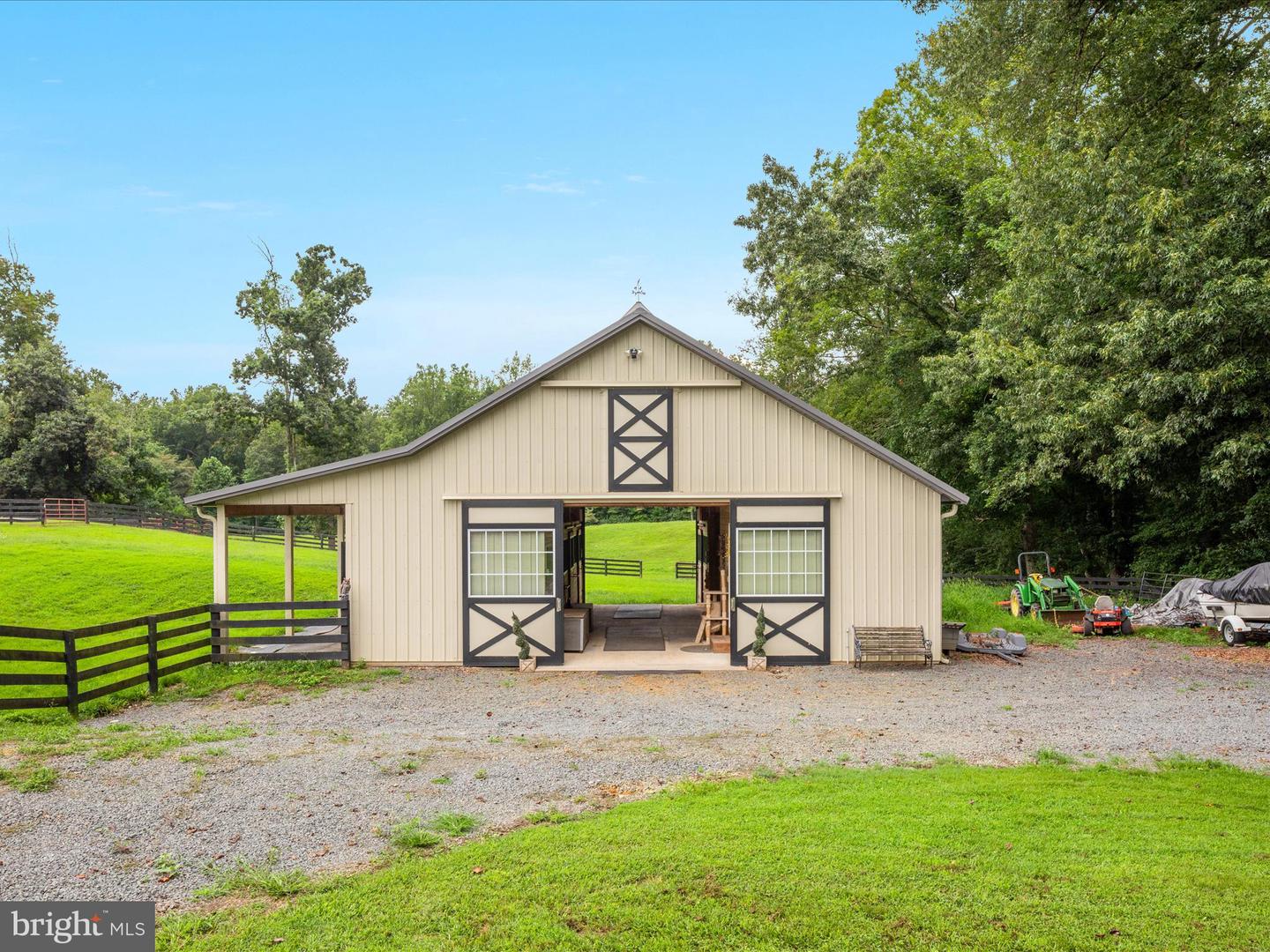 48 MADDOX LN, AMISSVILLE, Virginia 20106, 4 Bedrooms Bedrooms, ,3 BathroomsBathrooms,Residential,For sale,48 MADDOX LN,VARP2002232 MLS # VARP2002232