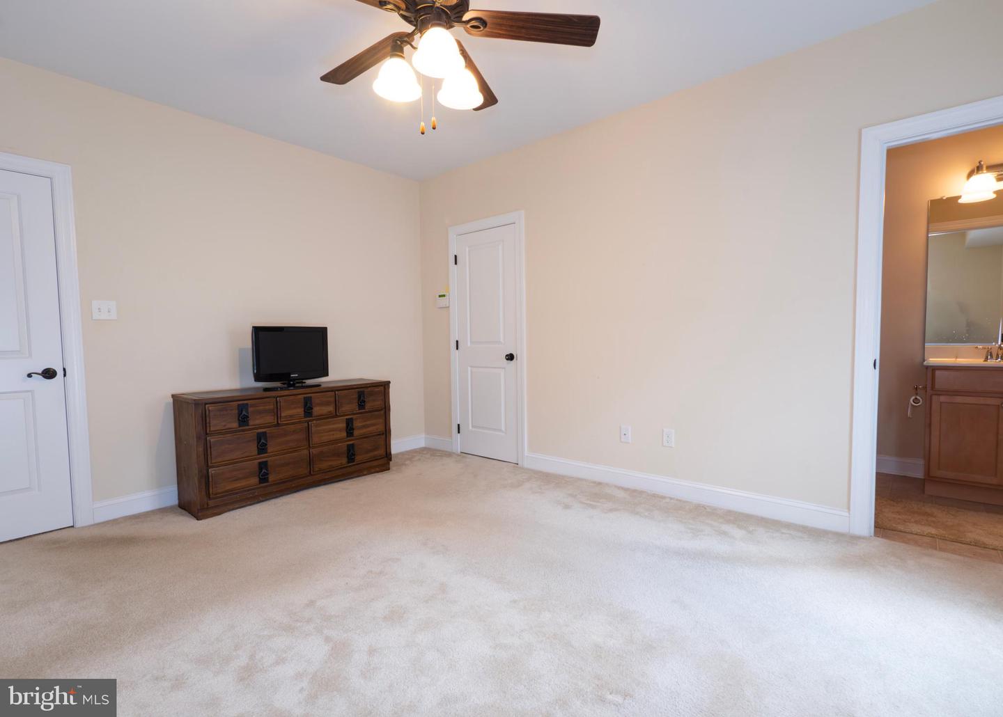 124 HARVEST RIDGE DR, WINCHESTER, Virginia 22601, 4 Bedrooms Bedrooms, ,3 BathroomsBathrooms,Residential,For sale,124 HARVEST RIDGE DR,VAFV2036274 MLS # VAFV2036274