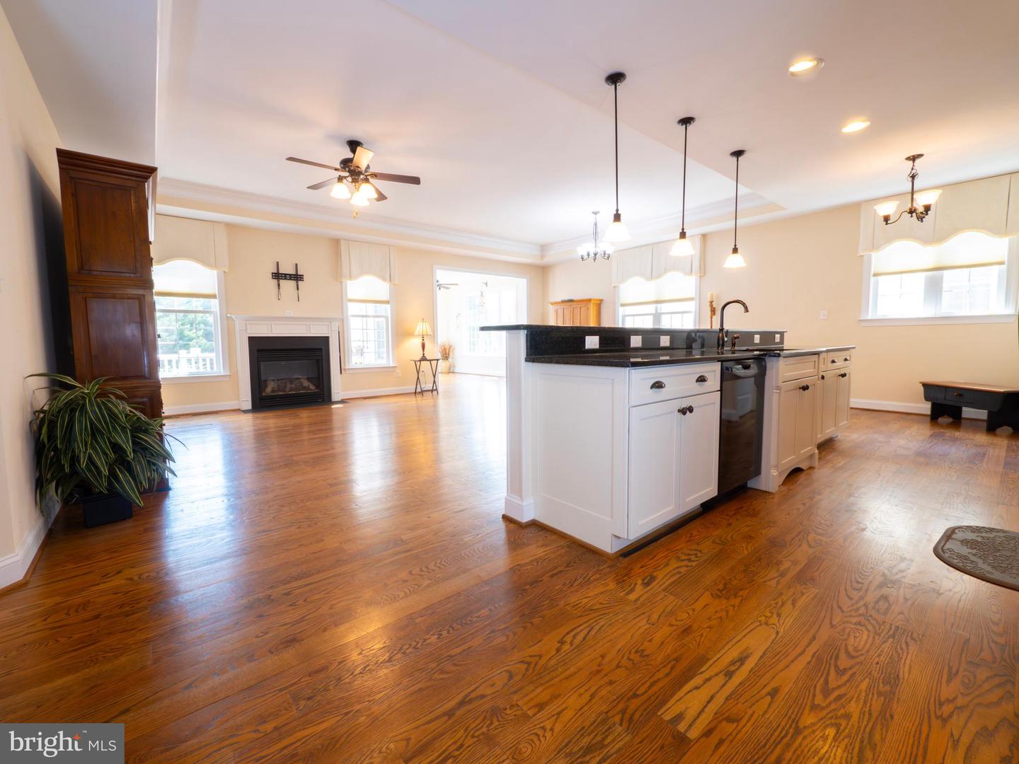 124 HARVEST RIDGE DR, WINCHESTER, Virginia 22601, 4 Bedrooms Bedrooms, ,3 BathroomsBathrooms,Residential,For sale,124 HARVEST RIDGE DR,VAFV2036274 MLS # VAFV2036274