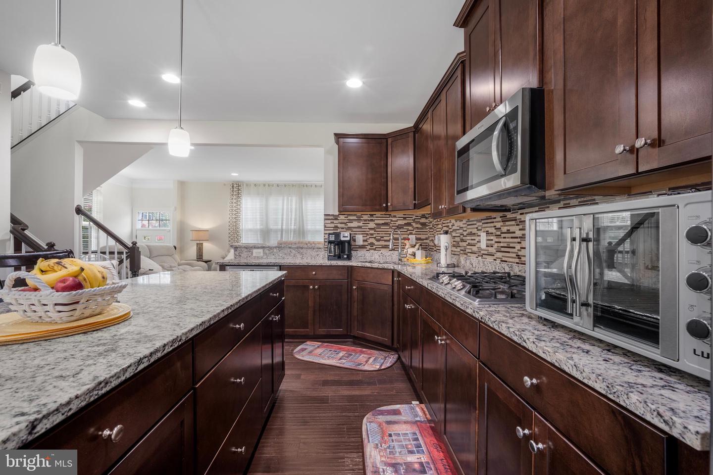 16660 BOLLING BROOK CT, WOODBRIDGE, Virginia 22191, 3 Bedrooms Bedrooms, ,3 BathroomsBathrooms,Residential,For sale,16660 BOLLING BROOK CT,VAPW2102052 MLS # VAPW2102052