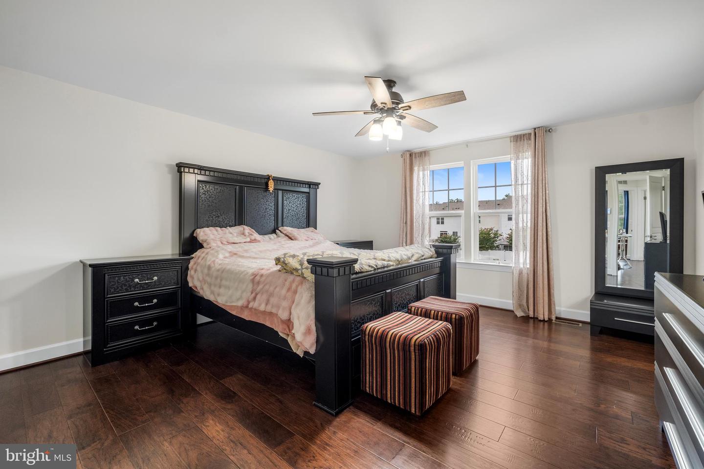 16660 BOLLING BROOK CT, WOODBRIDGE, Virginia 22191, 3 Bedrooms Bedrooms, ,3 BathroomsBathrooms,Residential,For sale,16660 BOLLING BROOK CT,VAPW2102052 MLS # VAPW2102052