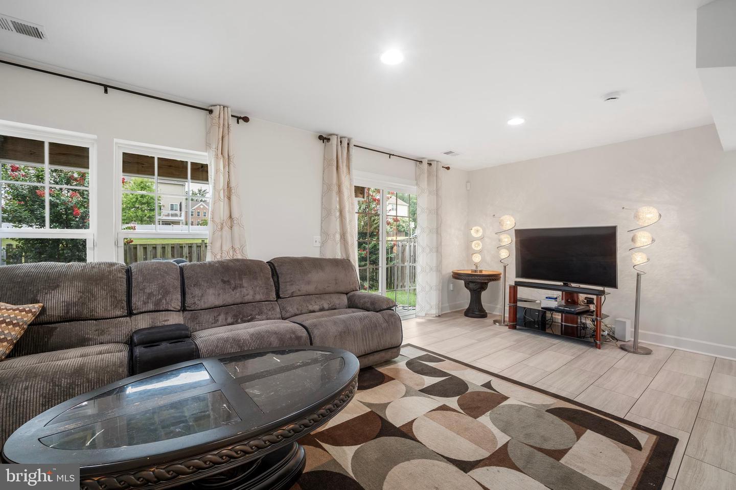 16660 BOLLING BROOK CT, WOODBRIDGE, Virginia 22191, 3 Bedrooms Bedrooms, ,3 BathroomsBathrooms,Residential,For sale,16660 BOLLING BROOK CT,VAPW2102052 MLS # VAPW2102052