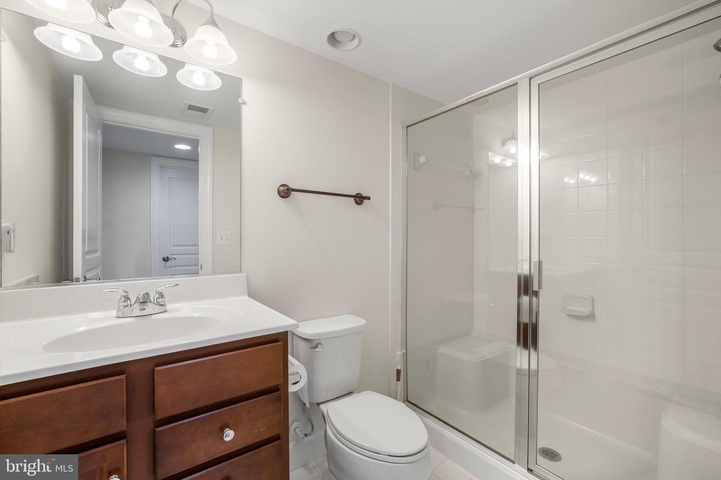 16660 BOLLING BROOK CT, WOODBRIDGE, Virginia 22191, 3 Bedrooms Bedrooms, ,3 BathroomsBathrooms,Residential,For sale,16660 BOLLING BROOK CT,VAPW2102052 MLS # VAPW2102052