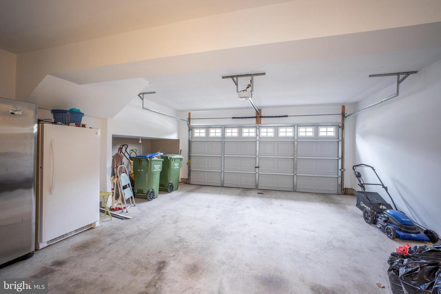 16660 BOLLING BROOK CT, WOODBRIDGE, Virginia 22191, 3 Bedrooms Bedrooms, ,3 BathroomsBathrooms,Residential,For sale,16660 BOLLING BROOK CT,VAPW2102052 MLS # VAPW2102052