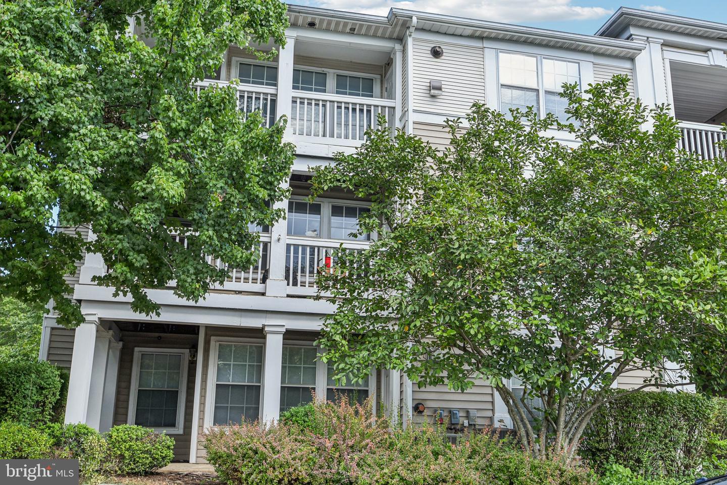 8107 LACY DR #201, MANASSAS, Virginia 20109, 2 Bedrooms Bedrooms, ,2 BathroomsBathrooms,Residential,For sale,8107 LACY DR #201,VAPW2102088 MLS # VAPW2102088