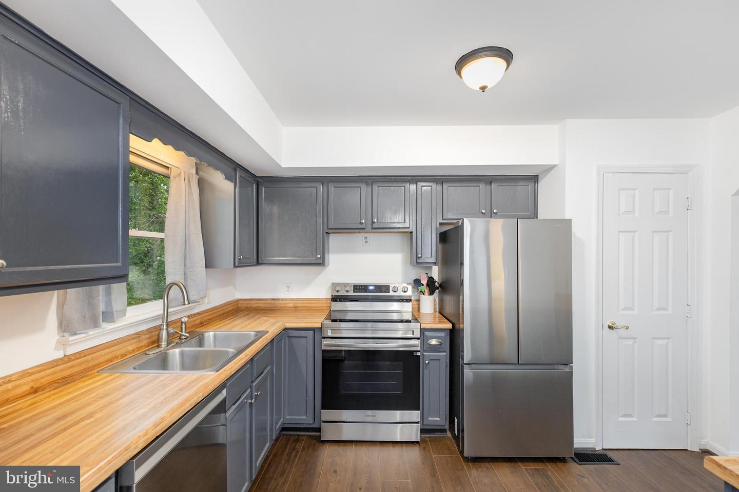 2149 AQUIA DR, STAFFORD, Virginia 22554, 4 Bedrooms Bedrooms, 12 Rooms Rooms,2 BathroomsBathrooms,Residential,For sale,2149 AQUIA DR,VAST2041992 MLS # VAST2041992
