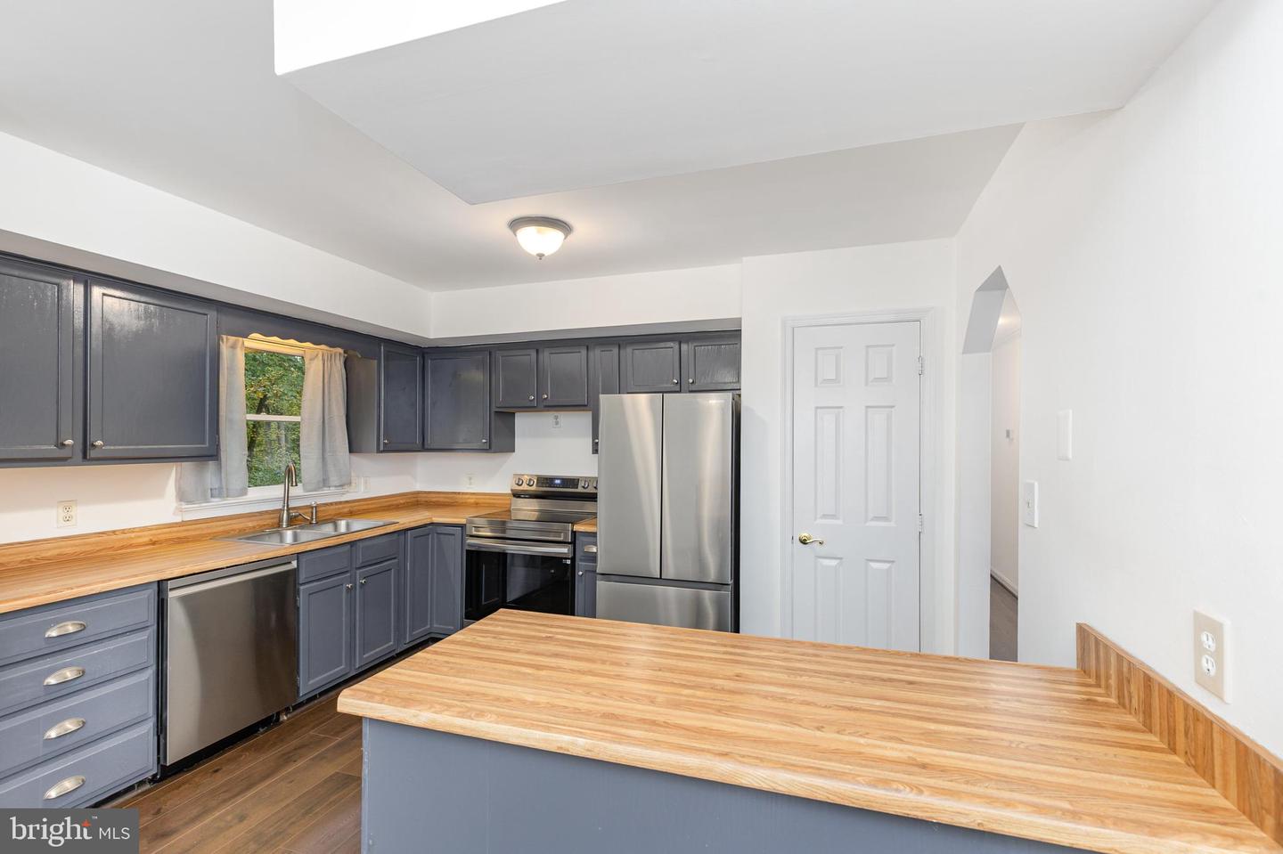 2149 AQUIA DR, STAFFORD, Virginia 22554, 4 Bedrooms Bedrooms, 12 Rooms Rooms,2 BathroomsBathrooms,Residential,For sale,2149 AQUIA DR,VAST2041992 MLS # VAST2041992