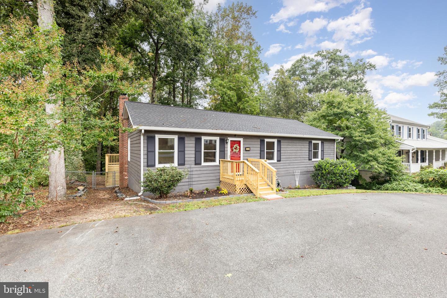 2149 AQUIA DR, STAFFORD, Virginia 22554, 4 Bedrooms Bedrooms, 12 Rooms Rooms,2 BathroomsBathrooms,Residential,For sale,2149 AQUIA DR,VAST2041992 MLS # VAST2041992