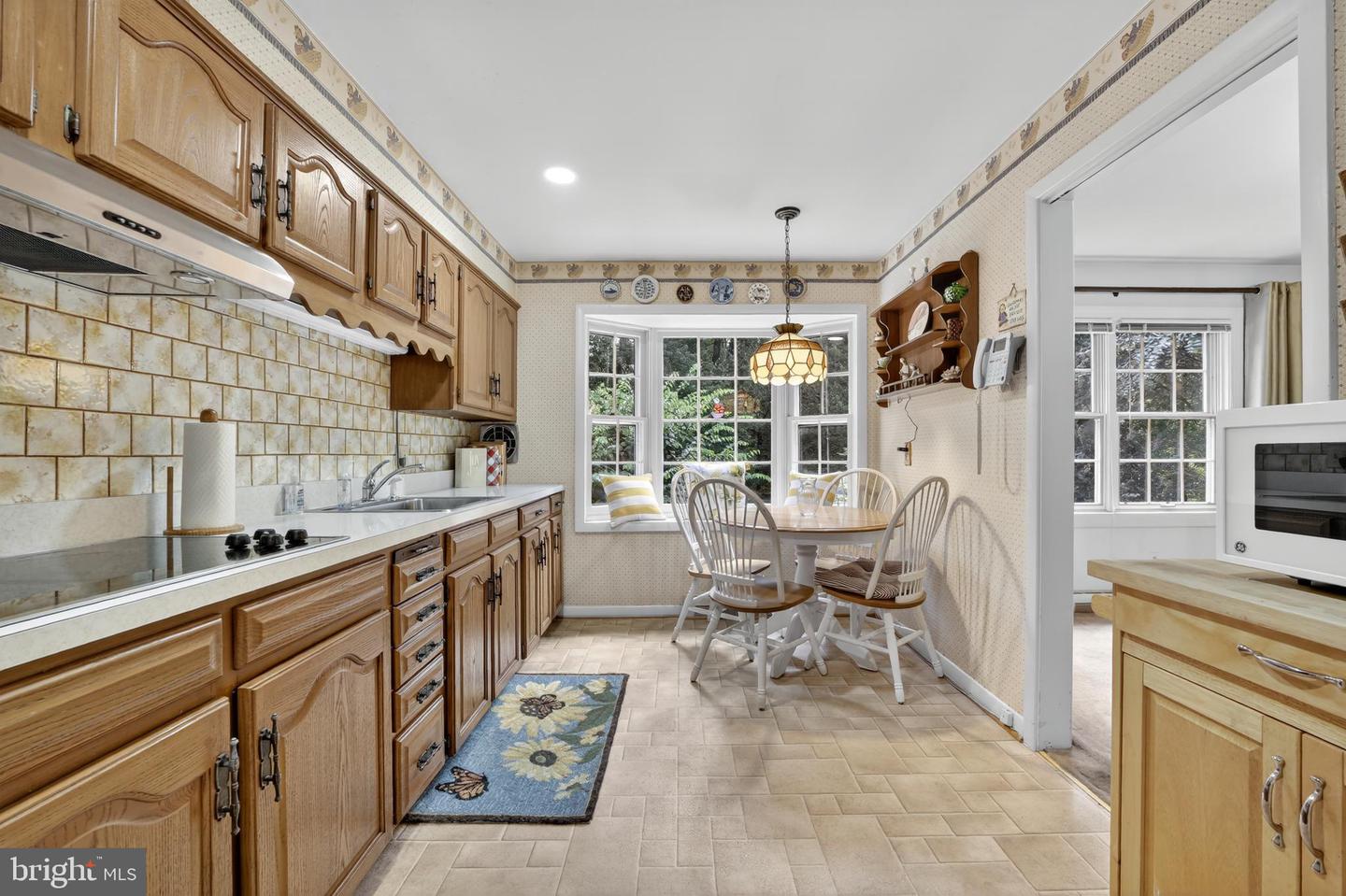 7901 CANDLEWOOD DR, ALEXANDRIA, Virginia 22306, 3 Bedrooms Bedrooms, ,2 BathroomsBathrooms,Residential,For sale,7901 CANDLEWOOD DR,VAFX2262530 MLS # VAFX2262530