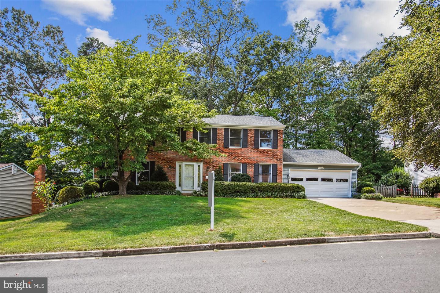 15304 IRIS LN, DUMFRIES, Virginia 22025, 5 Bedrooms Bedrooms, ,2 BathroomsBathrooms,Residential,For sale,15304 IRIS LN,VAPW2102132 MLS # VAPW2102132
