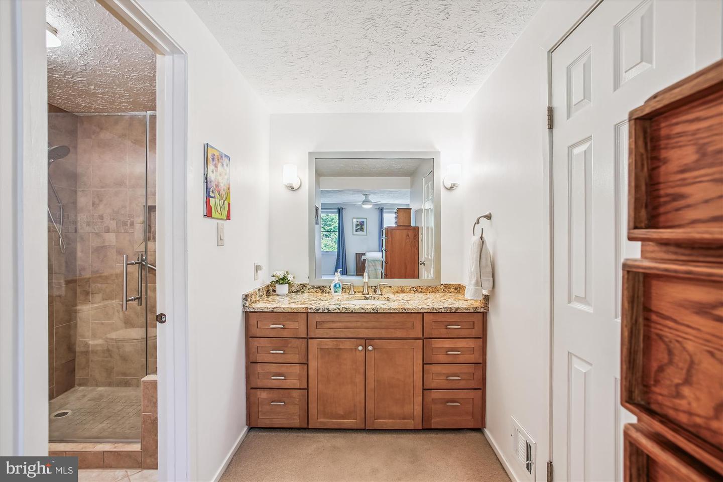 15304 IRIS LN, DUMFRIES, Virginia 22025, 5 Bedrooms Bedrooms, ,2 BathroomsBathrooms,Residential,For sale,15304 IRIS LN,VAPW2102132 MLS # VAPW2102132