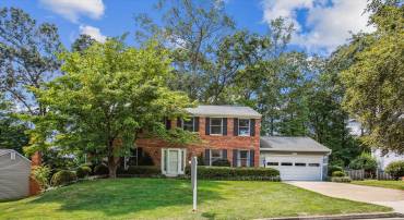 15304 IRIS LN, DUMFRIES, Virginia 22025, 5 Bedrooms Bedrooms, ,2 BathroomsBathrooms,Residential,For sale,15304 IRIS LN,VAPW2102132 MLS # VAPW2102132