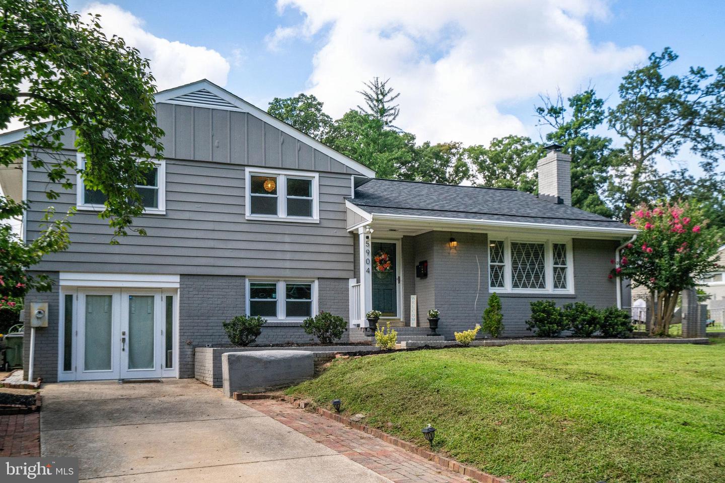 5904 ATTEENTEE RD, SPRINGFIELD, Virginia 22150, 4 Bedrooms Bedrooms, ,3 BathroomsBathrooms,Residential,For sale,5904 ATTEENTEE RD,VAFX2262654 MLS # VAFX2262654
