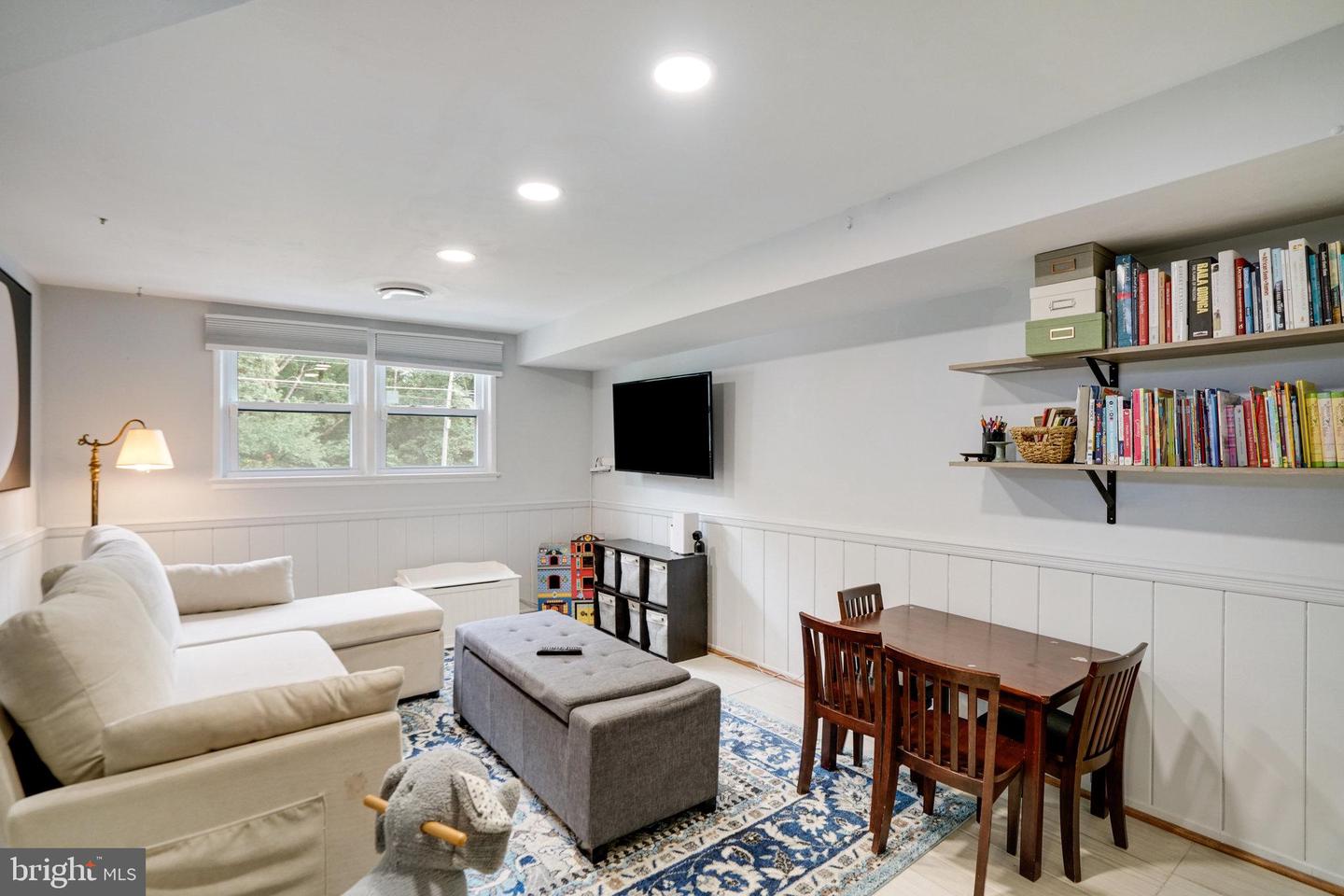 5904 ATTEENTEE RD, SPRINGFIELD, Virginia 22150, 4 Bedrooms Bedrooms, ,3 BathroomsBathrooms,Residential,For sale,5904 ATTEENTEE RD,VAFX2262654 MLS # VAFX2262654