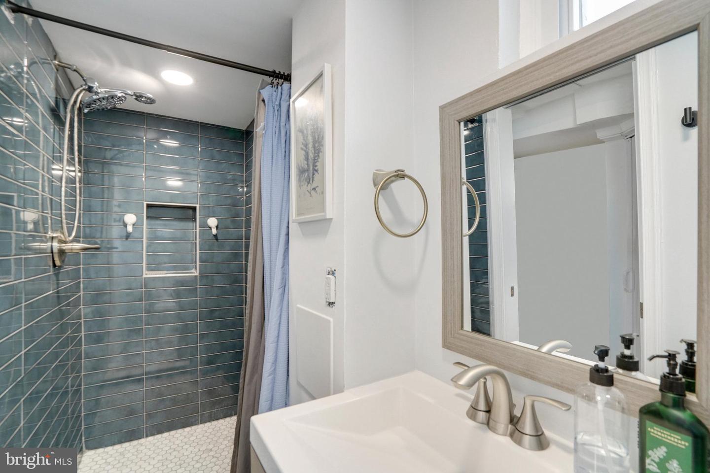 5904 ATTEENTEE RD, SPRINGFIELD, Virginia 22150, 4 Bedrooms Bedrooms, ,3 BathroomsBathrooms,Residential,For sale,5904 ATTEENTEE RD,VAFX2262654 MLS # VAFX2262654