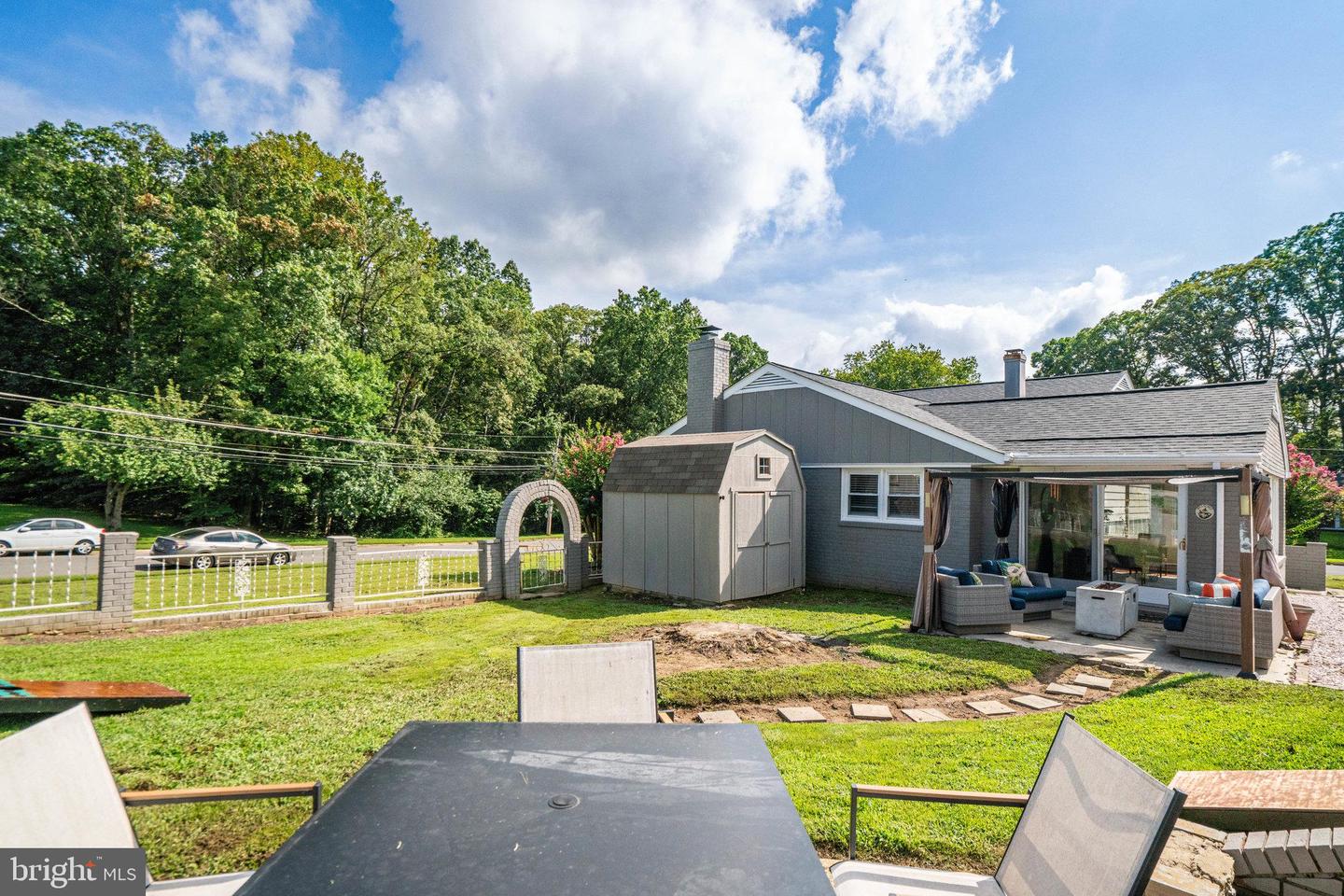 5904 ATTEENTEE RD, SPRINGFIELD, Virginia 22150, 4 Bedrooms Bedrooms, ,3 BathroomsBathrooms,Residential,For sale,5904 ATTEENTEE RD,VAFX2262654 MLS # VAFX2262654