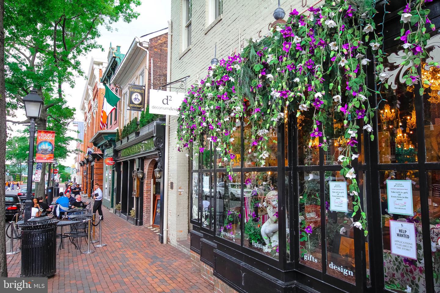 123 DUKE ST, ALEXANDRIA, Virginia 22314, 3 Bedrooms Bedrooms, 12 Rooms Rooms,2 BathroomsBathrooms,Residential,For sale,123 DUKE ST,VAAX2048842 MLS # VAAX2048842