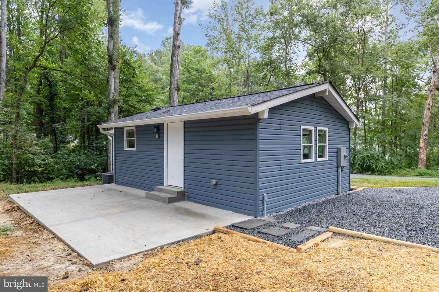 123 HOLLY DR, STAFFORD, Virginia 22556, 4 Rooms Rooms,1 BathroomBathrooms,Residential,For sale,123 HOLLY DR,VAST2042040 MLS # VAST2042040