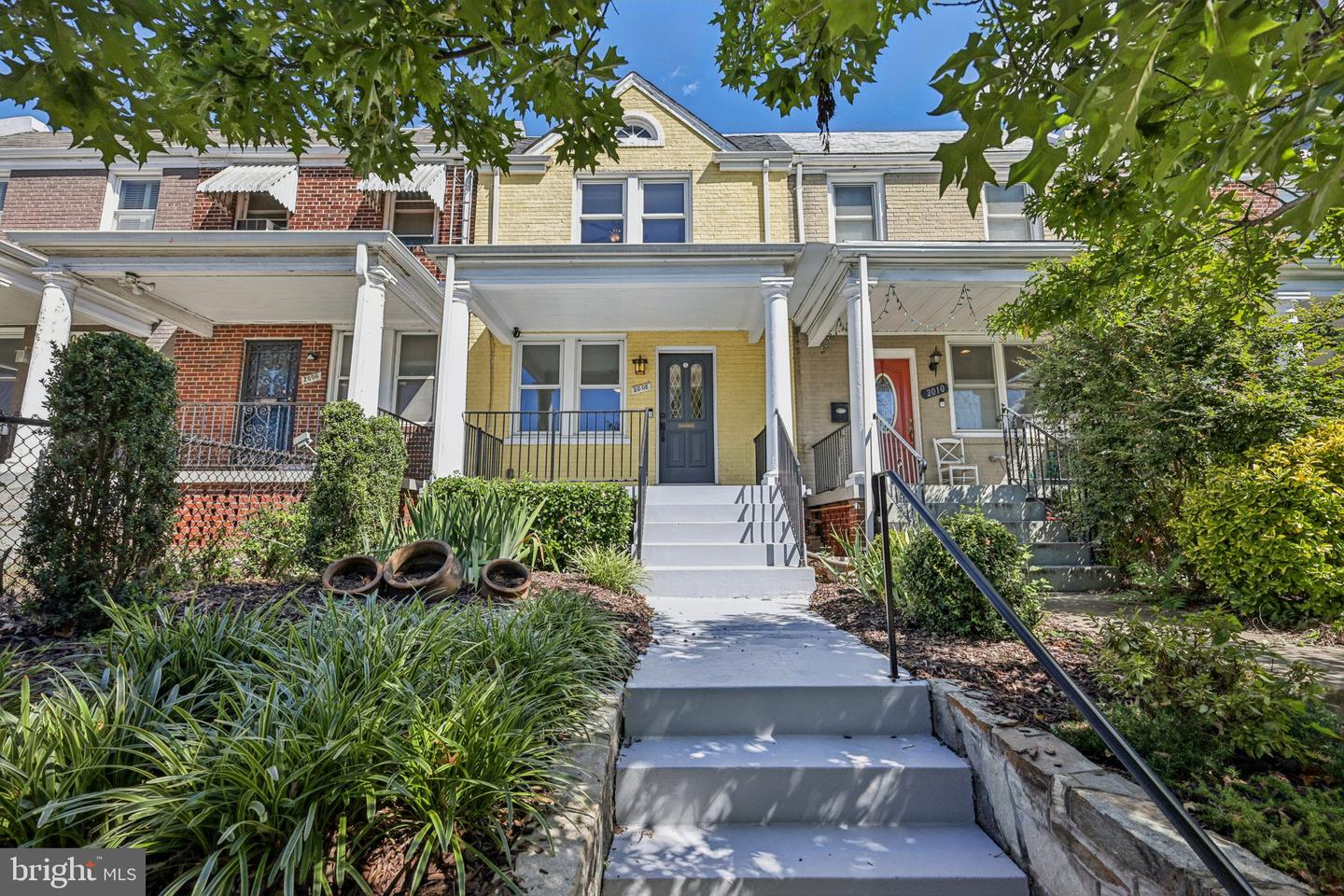 2008 C ST NE, WASHINGTON, District Of Columbia 20002, 3 Bedrooms Bedrooms, ,1 BathroomBathrooms,Residential,For sale,2008 C ST NE,DCDC2216356 MLS # DCDC2216356