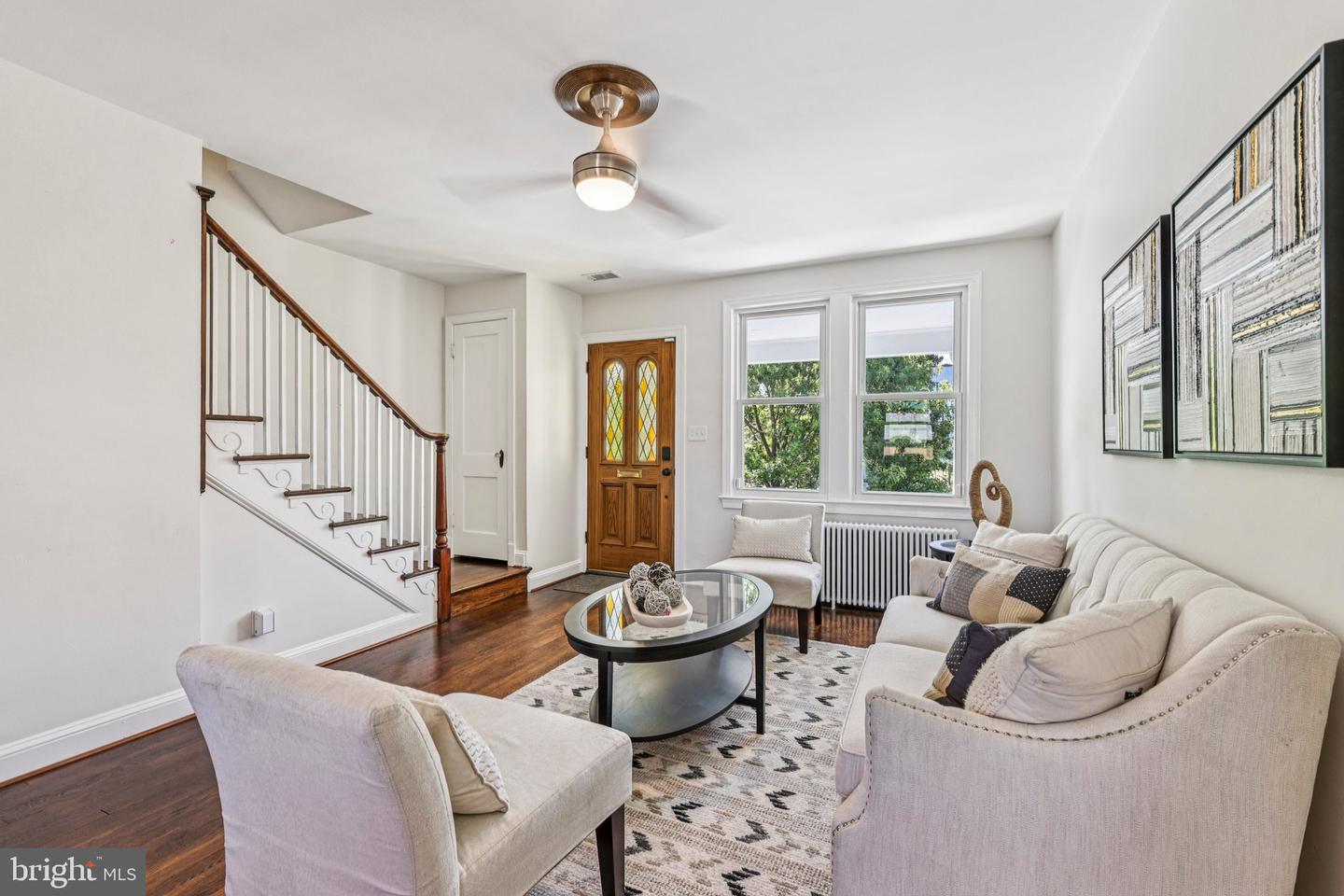2008 C ST NE, WASHINGTON, District Of Columbia 20002, 3 Bedrooms Bedrooms, ,1 BathroomBathrooms,Residential,For sale,2008 C ST NE,DCDC2216356 MLS # DCDC2216356