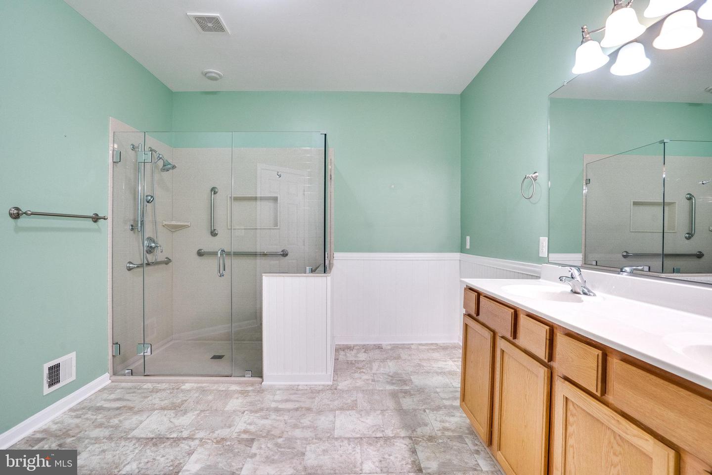3636 OSBORNE DR, WARRENTON, Virginia 20187, 3 Bedrooms Bedrooms, ,3 BathroomsBathrooms,Residential,For sale,3636 OSBORNE DR,VAFQ2018008 MLS # VAFQ2018008