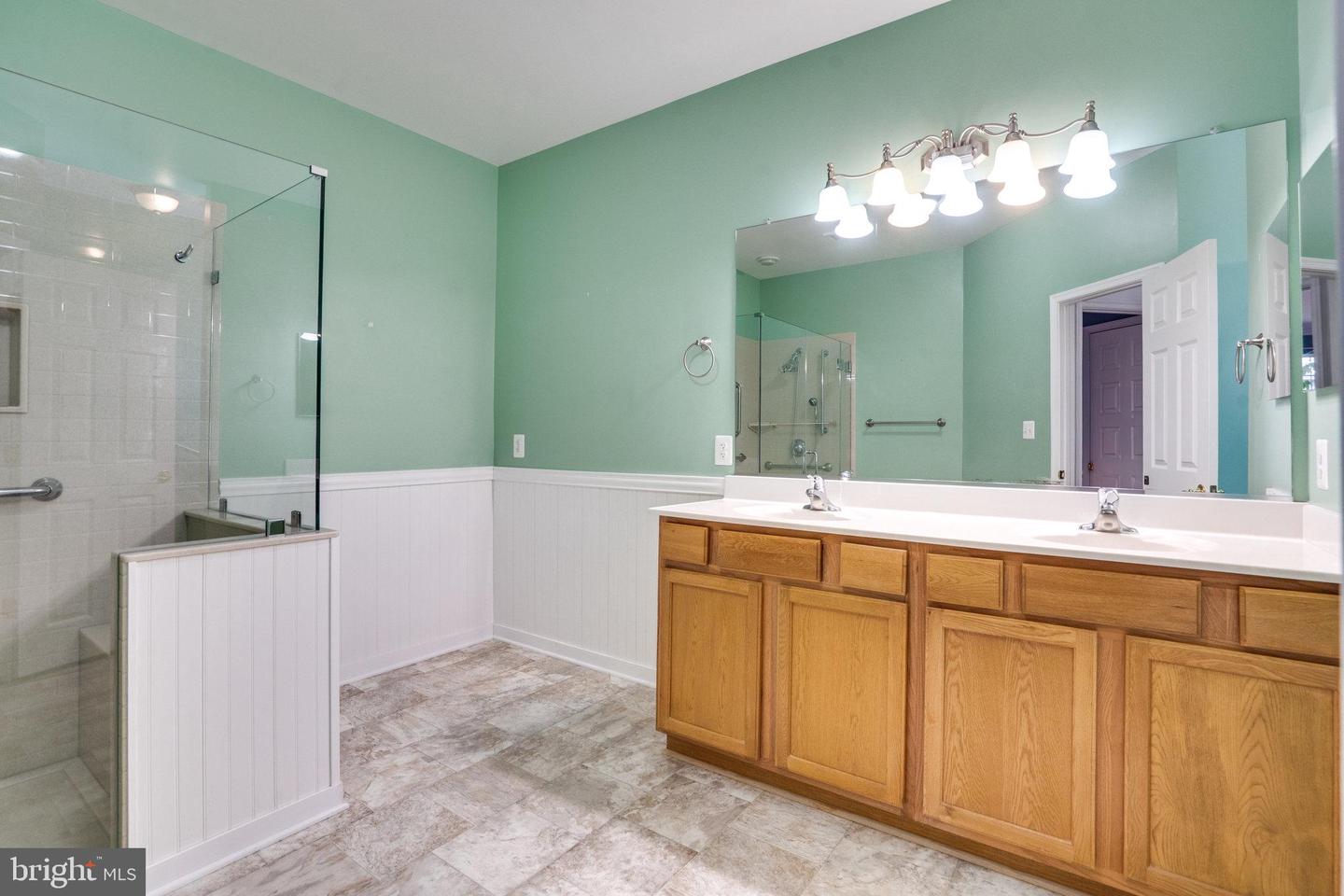 3636 OSBORNE DR, WARRENTON, Virginia 20187, 3 Bedrooms Bedrooms, ,3 BathroomsBathrooms,Residential,For sale,3636 OSBORNE DR,VAFQ2018008 MLS # VAFQ2018008