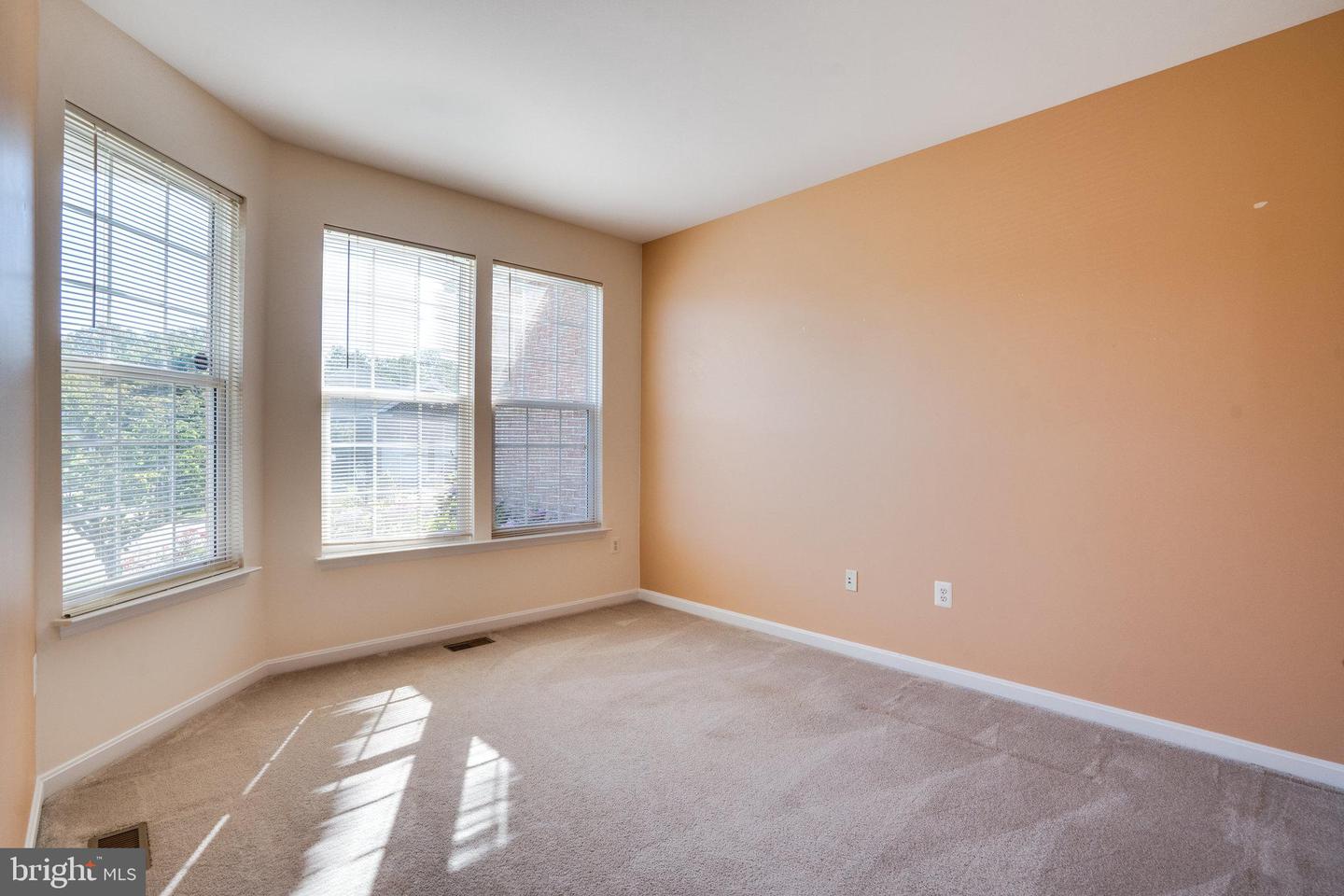 3636 OSBORNE DR, WARRENTON, Virginia 20187, 3 Bedrooms Bedrooms, ,3 BathroomsBathrooms,Residential,For sale,3636 OSBORNE DR,VAFQ2018008 MLS # VAFQ2018008