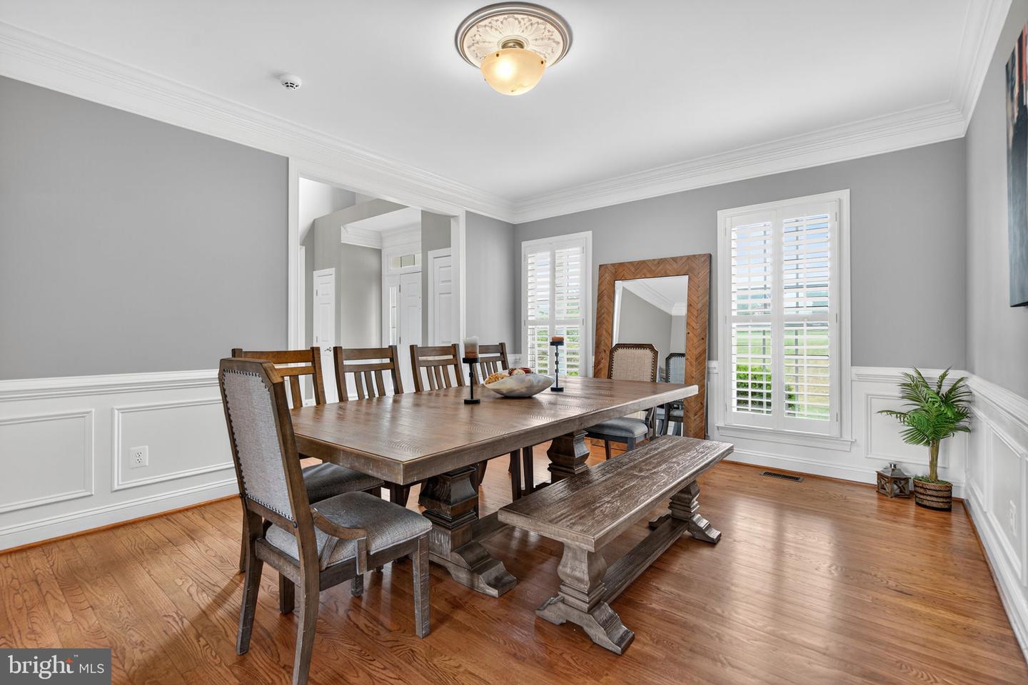 13630 CHESTNUT RIDGE CT, HAYMARKET, Virginia 20169, 5 Bedrooms Bedrooms, ,4 BathroomsBathrooms,Residential,For sale,13630 CHESTNUT RIDGE CT,VAPW2102286 MLS # VAPW2102286