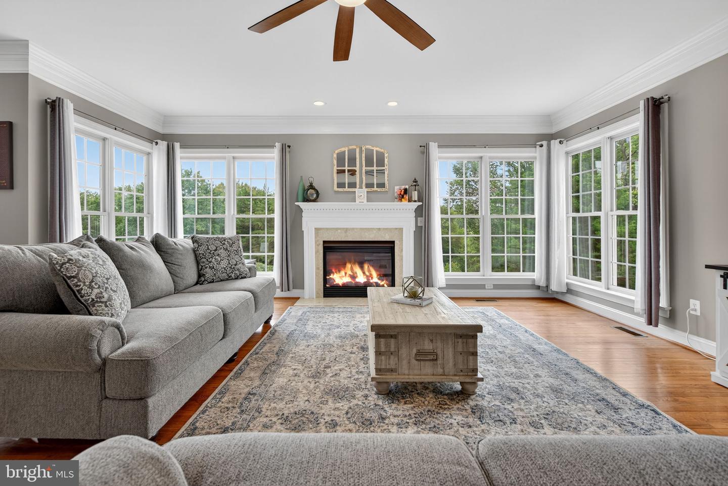 13630 CHESTNUT RIDGE CT, HAYMARKET, Virginia 20169, 5 Bedrooms Bedrooms, ,4 BathroomsBathrooms,Residential,For sale,13630 CHESTNUT RIDGE CT,VAPW2102286 MLS # VAPW2102286