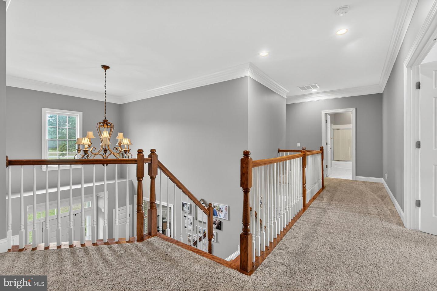 13630 CHESTNUT RIDGE CT, HAYMARKET, Virginia 20169, 5 Bedrooms Bedrooms, ,4 BathroomsBathrooms,Residential,For sale,13630 CHESTNUT RIDGE CT,VAPW2102286 MLS # VAPW2102286