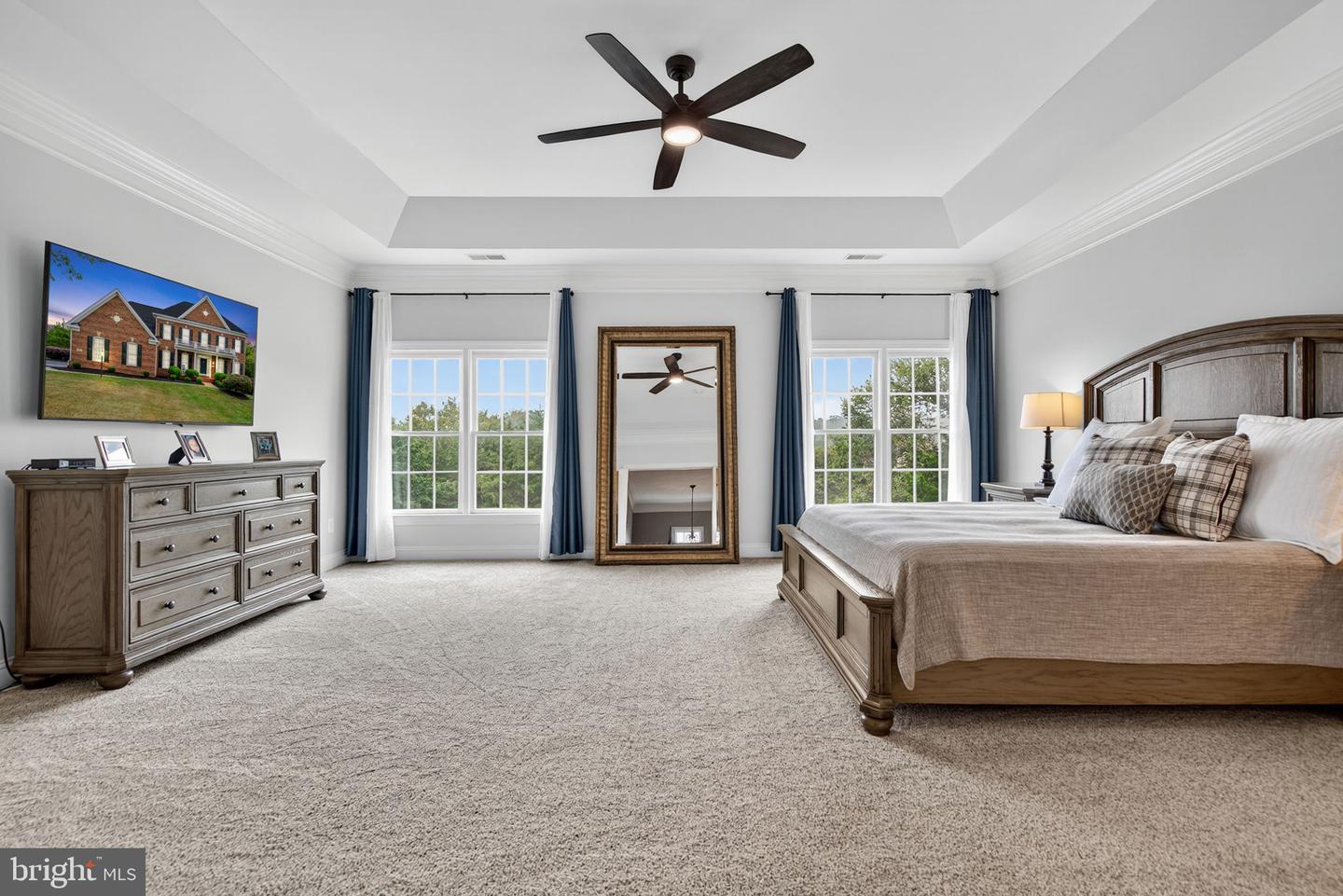 13630 CHESTNUT RIDGE CT, HAYMARKET, Virginia 20169, 5 Bedrooms Bedrooms, ,4 BathroomsBathrooms,Residential,For sale,13630 CHESTNUT RIDGE CT,VAPW2102286 MLS # VAPW2102286