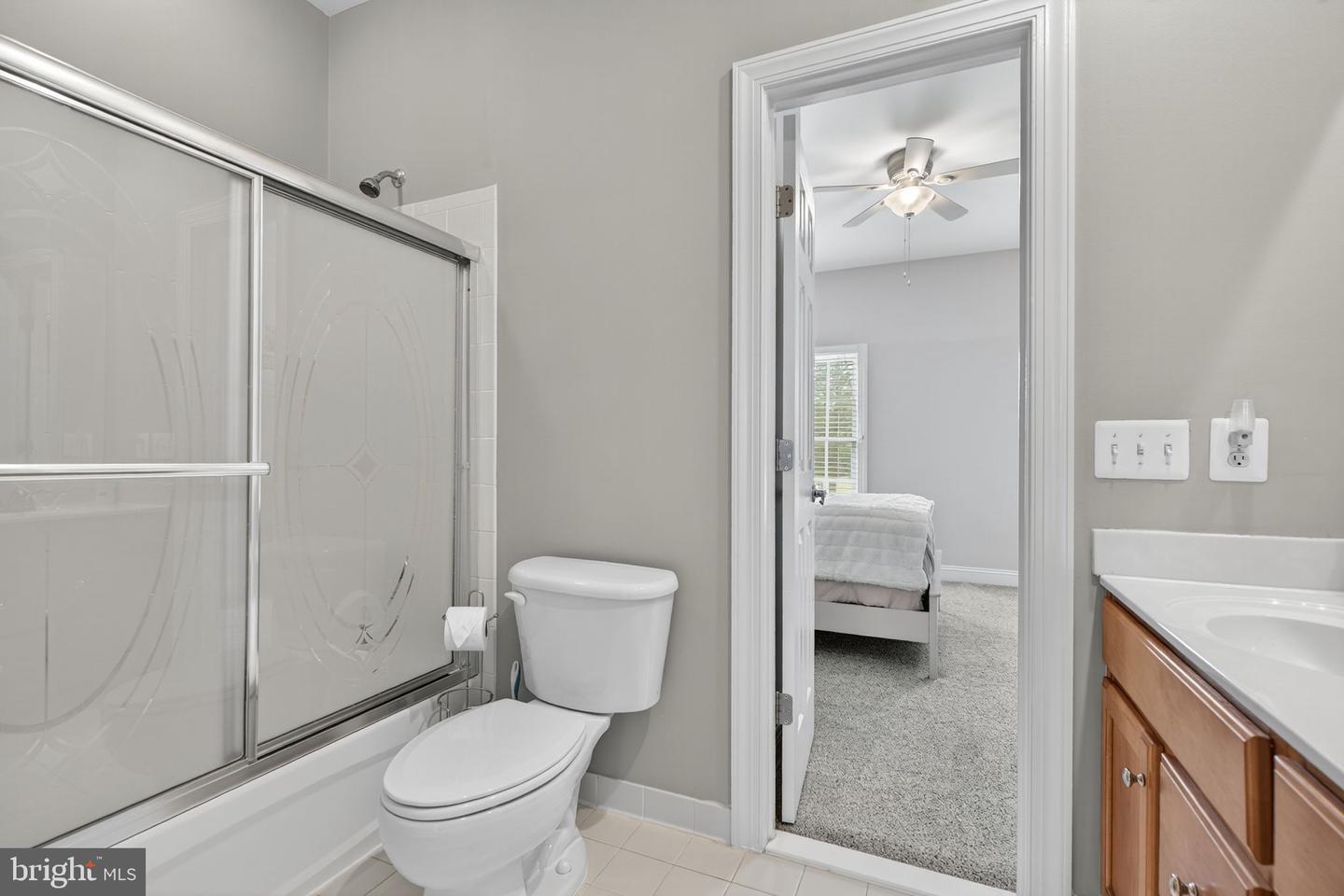 13630 CHESTNUT RIDGE CT, HAYMARKET, Virginia 20169, 5 Bedrooms Bedrooms, ,4 BathroomsBathrooms,Residential,For sale,13630 CHESTNUT RIDGE CT,VAPW2102286 MLS # VAPW2102286